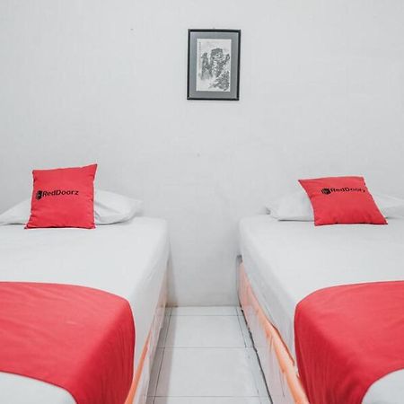Reddoorz Near Kartini Mall Lampung Бандар Лампунг Екстериор снимка